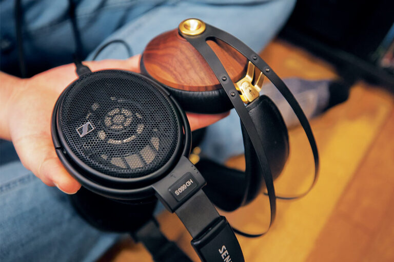 Read more about the article Top Picks for Kids: Safe and Fun Headphones for Young Audiophiles