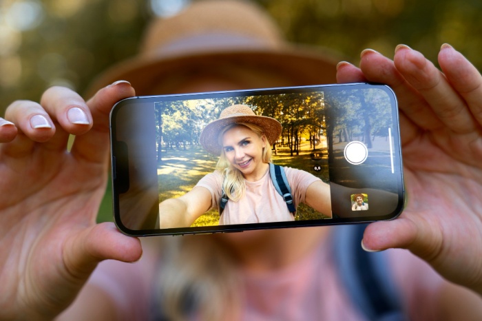 Read more about the article Camera Shootout: Comparing the Photography Prowess of Flagship Smartphones