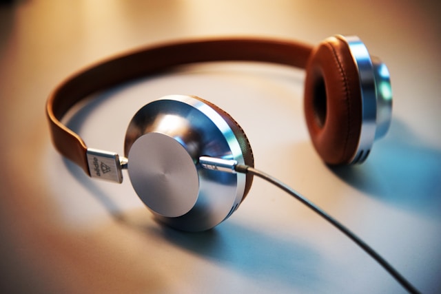 Read more about the article Wireless Earbuds Showdown: Comparing the Latest Models in 2024
